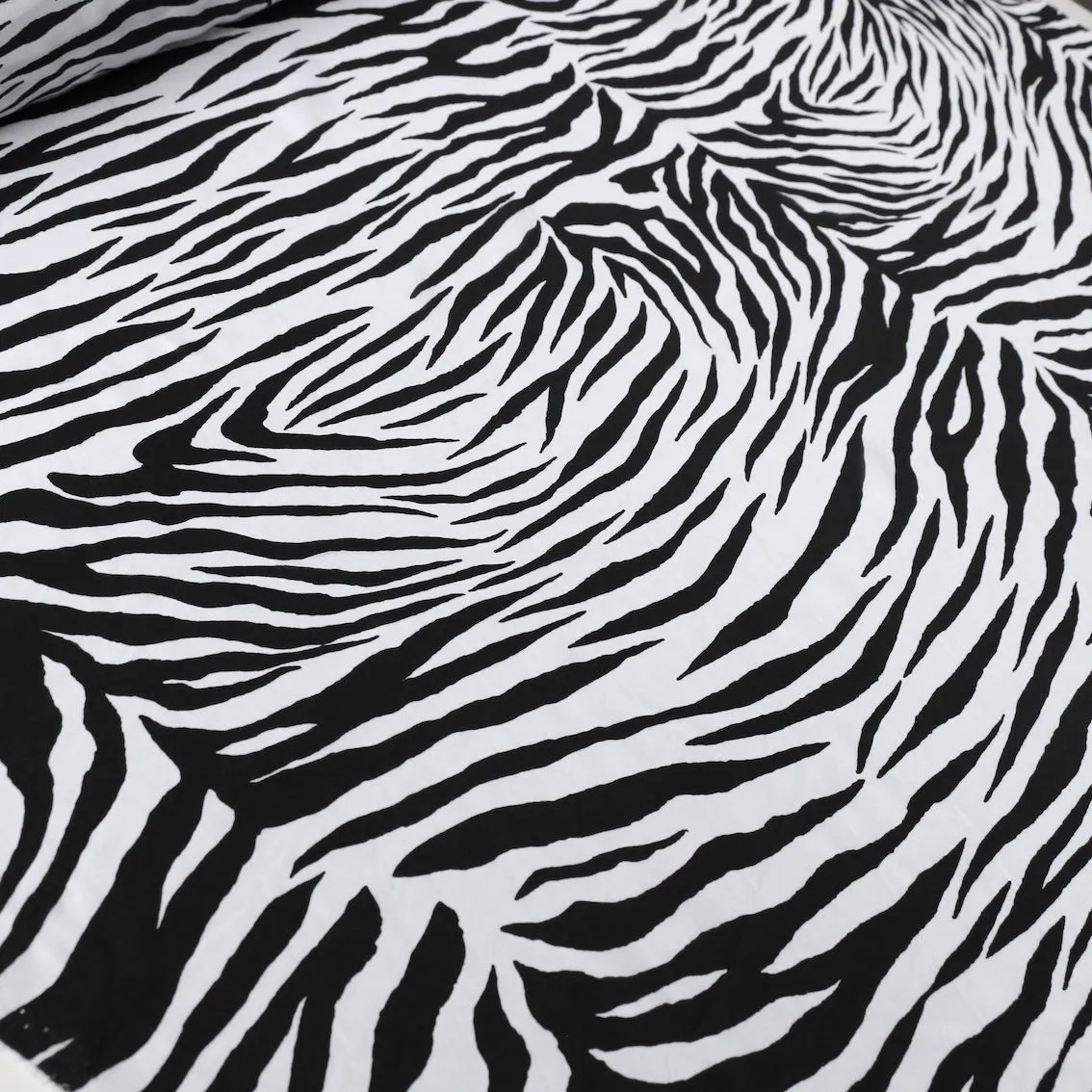 Cat Stripes - Silk Crepe De Chine