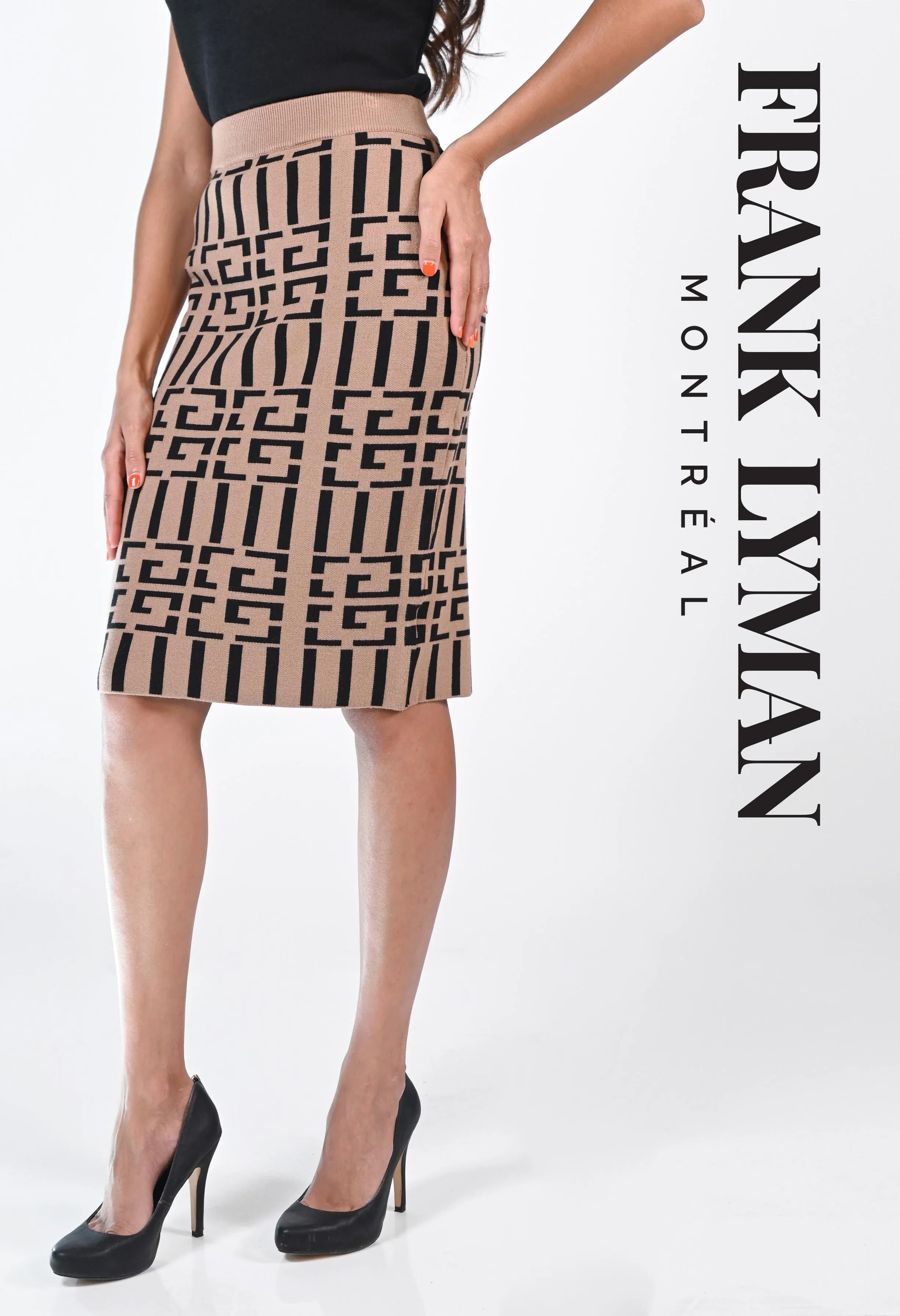 Knit Pencil Skirt Style 223466U Color Beige-Black